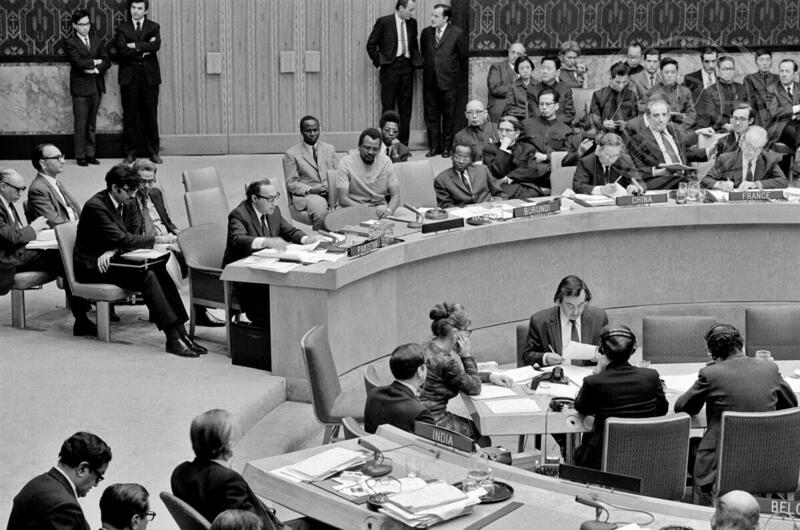 ভারত-পাকিস্তানের যুদ্ধ পরিস্থিতি নিয়ে আলোচনা চলাকালে জাতিসংঘের নিরাপত্তা পরিষদের দৃশ্য। ৪ ডিসেম্বর ১৯৭১। ছবি: টেডি চেন/ইউএন ফটো