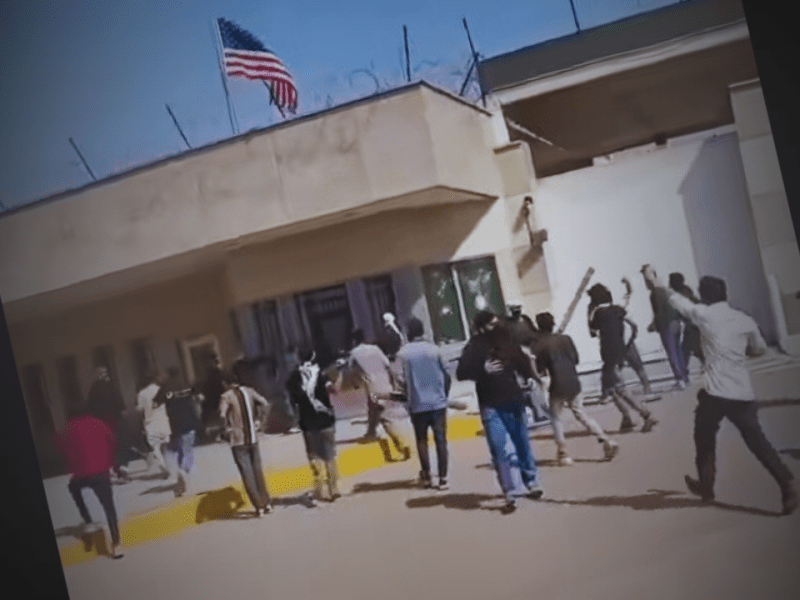 খামেনি হত্যা: করাচিতে মার্কিন কনস্যুলেটে&nbsp;হামলা